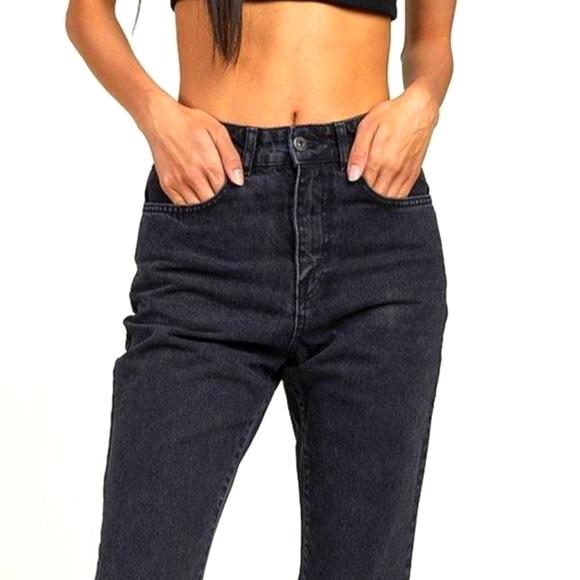 The Ragged Priest | Black Butt Cut Jean - Picture 5 of 5